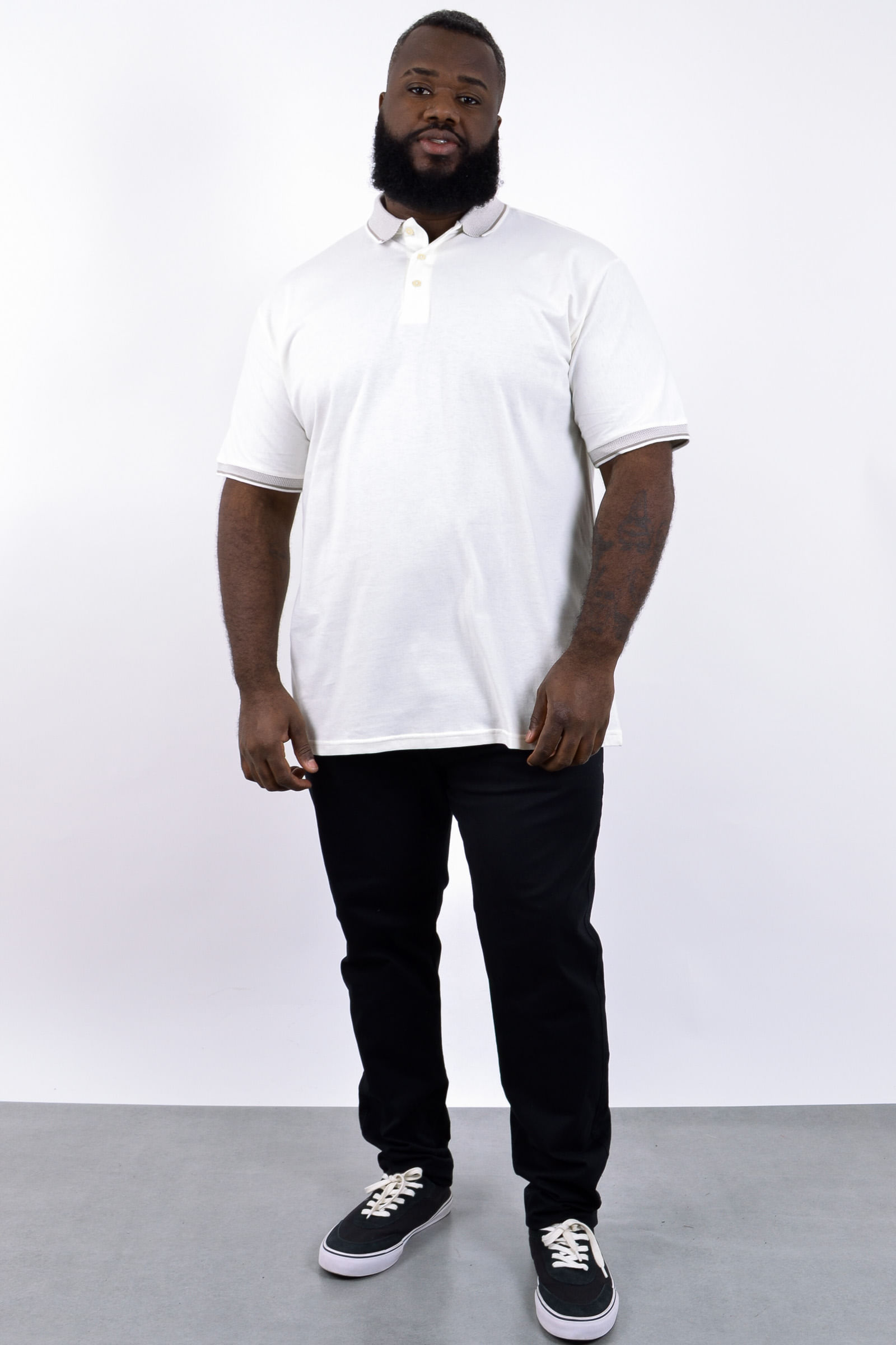 Polo masculina malha gola e punhos retilinea trabalhada_9514_2.jpg